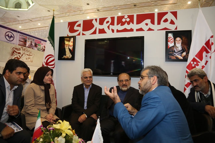 بازدید همزمان دو عضو شورای شهر تهران از غرفه همشهری