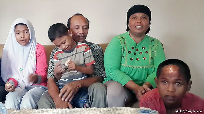 بازگشت دو کودک مفقود شده به آغوش خانواده ۱۰ سال پس از سونامی اندونزی