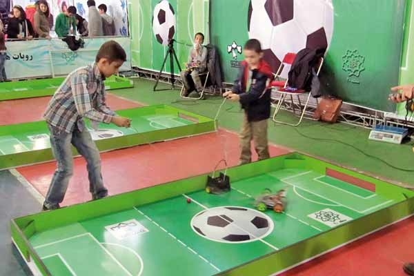 رقابت ۹۰۰تیم روباتیک شهری در تهران