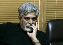 حسین پاکدل از اجرای اختتامیه جشنواره فیلم فجر کنار گذاشته شد