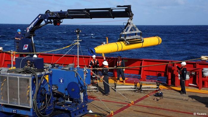 یک زیردریایی کوچک آخرین امید یافتن هواپیمای مالزیایی