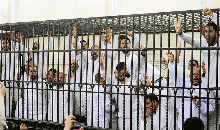 ۶۸۳ نفر دیگر از اعضای اخوان المسلمین مصر به اعدام محکوم شدند 