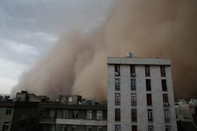 توفان و باد در تهران