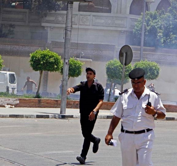 وقوع ۳ انفجار در نزدیکی کاخ ریاست جمهوری مصر