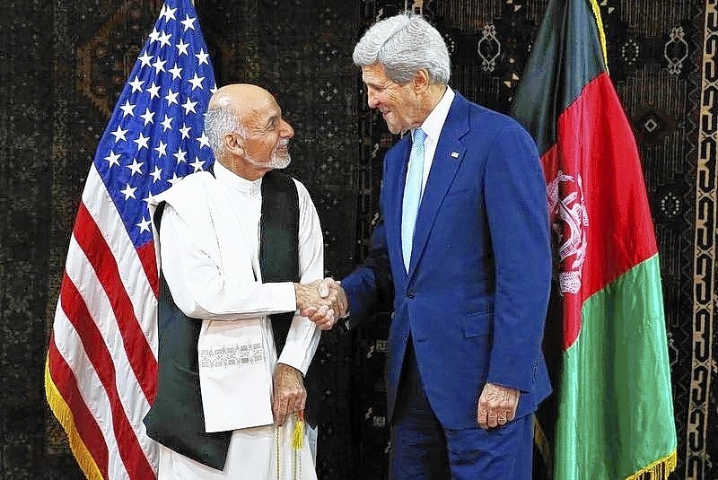 کری: تکلیف مشروعیت انتخابات افغانستان هنوز روشن نیست