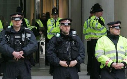 محکومیت پلیس انگلیس به تبعیض نژادی و جنسی 