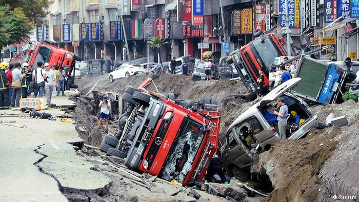 انفجارهای پیاپی در تایوان دست کم ۲۴ کشته و ۲۷۱ زخمی داد