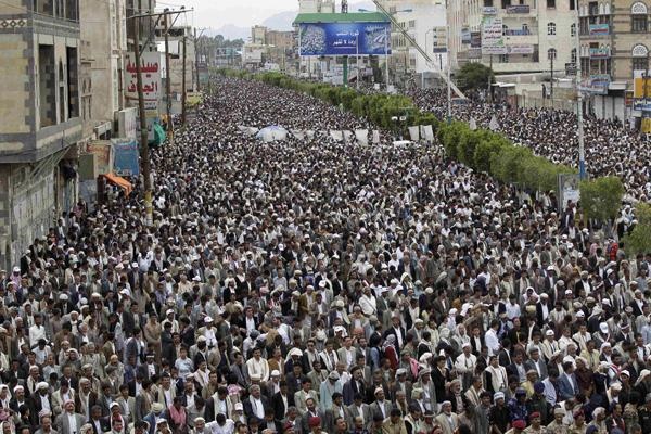تاکید حوثی‌ها بر ادامه تظاهرات‌ها علیه دولت یمن