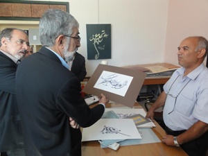 بازدید دکتر حداد عادل از موسسه آفرینش های هنری آستان قدس رضوی