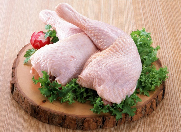 مرغ‌هایی که خون‌مردگی دارند قابل مصرف هستند؟ 