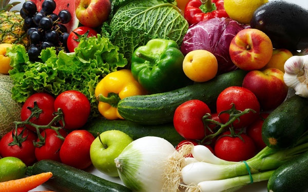 شست‌وشوی صحیح سبزیجات؛ راهی ساده برای پیشگیری از بیماری‌ها