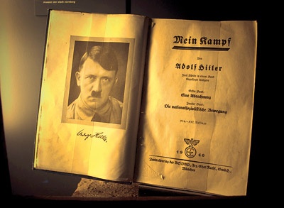 کتاب هیتلر 