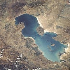 بارندگی‌های مناسب ارتفاع آب دریاچه ارومیه را ۱۳ سانتی‌متر افزایش داد
