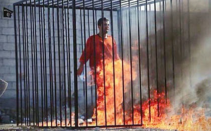 معاون صدام در پس پرده سوزاندن خلبان اردنی 