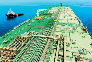 بزرگترین پایانه صادراتی شناور جهان ۳۳۷ متر طول، ۶۰ متر عرض و ۳۳ متر ارتفاع دارد.