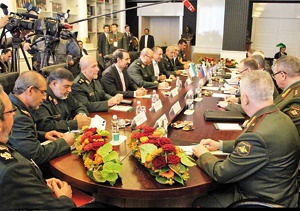 محمد دهقان در مسکو با همتایان روسی و چینی خود مذاکره کرد.