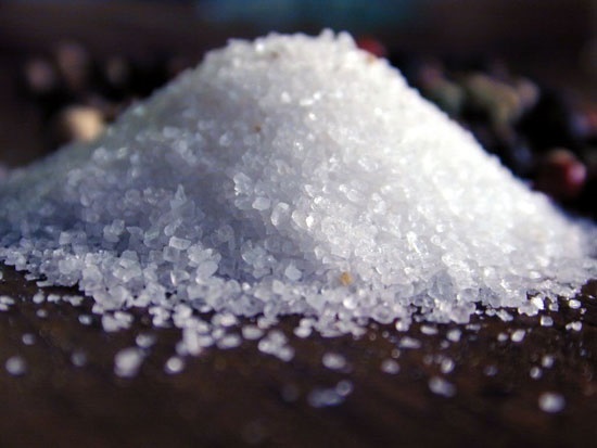 عوارض جبران ناپذیر افراط در مصرف نمک