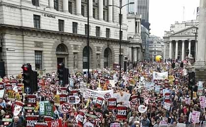تظاهرات ضد سیاست های دولت در لندن 
