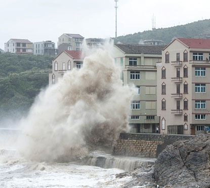 طوفان مخرب در چین؛ یک میلیون نفر به نقاط امن منتقل شدند