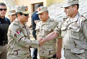 عبدالفتاح السیسی، رئیس جمهور مصر، درپی حمله داعش از یگان های ارتش در صحرای سینا بازدید کرد.