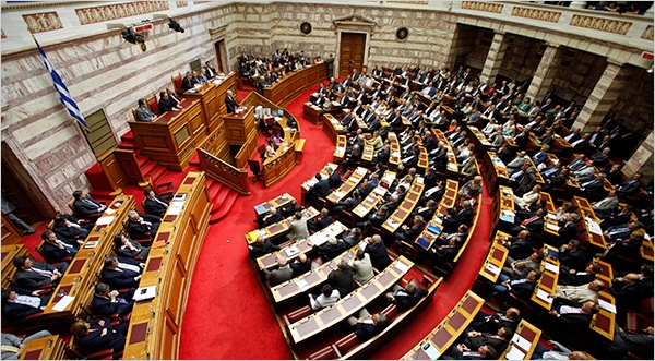  پارلمان یونان سومین برنامه ریاضت اقتصادی را تصویب کرد