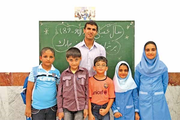 معلم کوچک ترین مدرسه دنیا