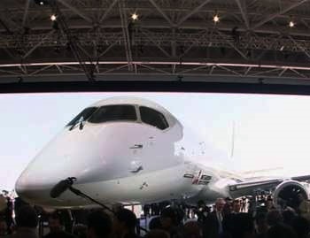  ژاپن، نخستین هواپیمای مسافربری ساخت این کشور را آزمایش می کند