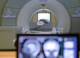 دستگاه MRI 