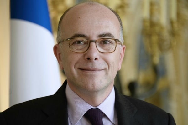 برنار کازنو نخست وزیر فرانسه شد
