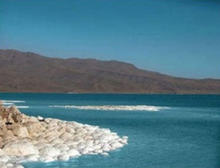 برنامه تامین سالانه ۲ میلیارد و ۶۰۰ میلیون متر مکعب آب برای دریاچه ارومیه