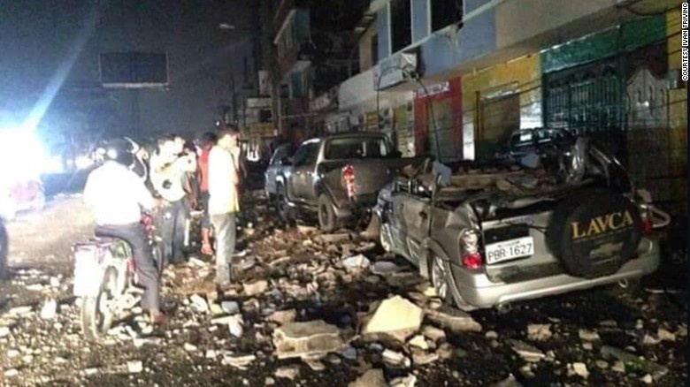 آماز تازه از قربانیان زلزله اکوادور | ۷۷ کشته ۵۸۸ مجروح