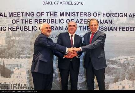  رایزنی های دیپلماتیک ظریف در باکو