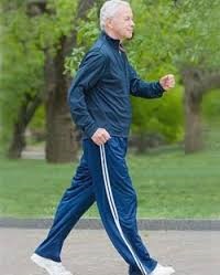  افزایش قابل توجه سلامت سالمندان تنها با ۱۵ دقیقه پیاده روی سریع