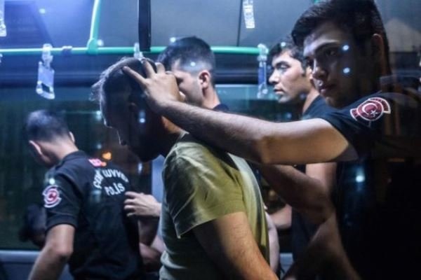 شمار بازداشت شدگان در ترکیه به ۶۰۰۰ نفر رسید