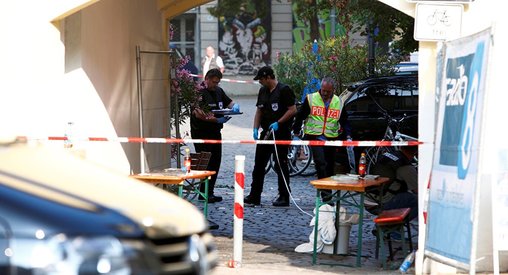 پلیس آلمان به اماکن پذیرش داعش حمله کرد