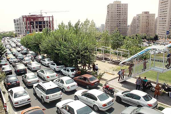 ۸/۱ میلیون خودروی تهران برگه معاینه فنی ندارند
