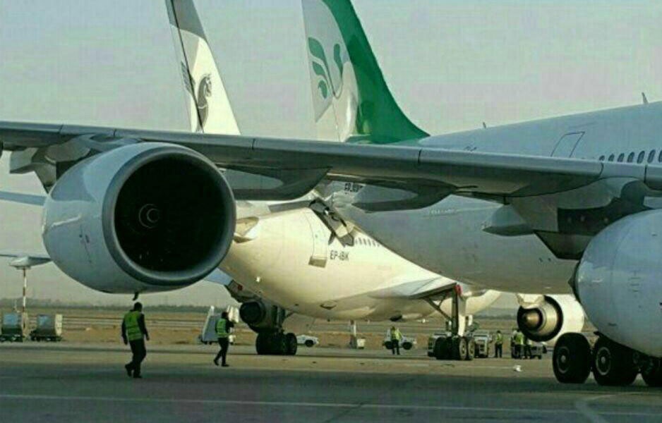 برخورد دو هواپیما در مهرآباد
