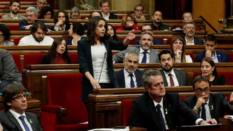 پارلمان کاتالونیا اعلام استقلال کرد