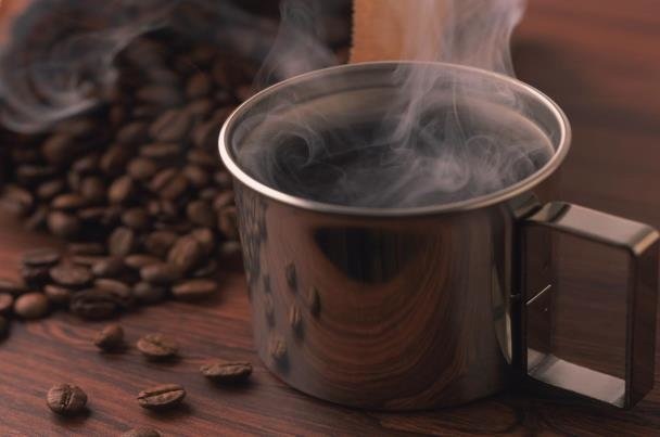 تاثیر مصرف یک فنجان قهوه در پیشگیری از حمله قلبی 