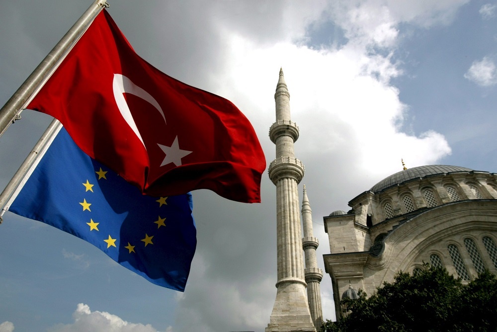  تصمیم اتحادیه اروپا به قطع کمک های مالی به ترکیه