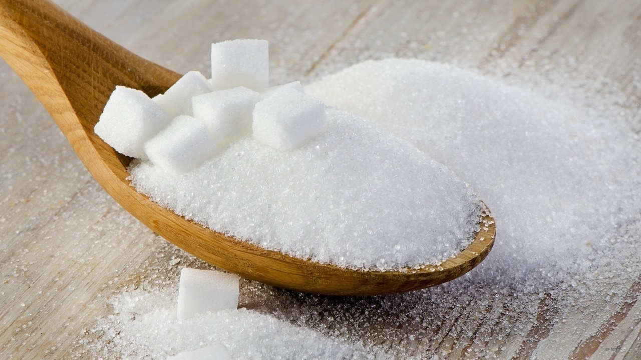 آشنایی با خطرات و عوارض مصرف شکر