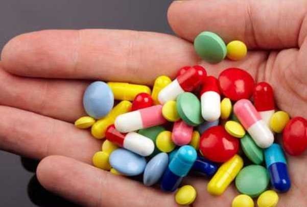 مصرف بیش از ۵ دارو در سالمندی خطر مرگ به همراه دارد