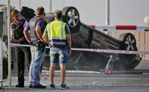 قربانیان حمله تروریستی در بارسلون | ۱۳ کشته و ۱۰۰ زخمی