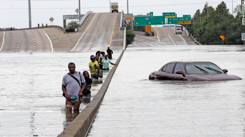 تصاویری از ویرانی‌های توفان هاروی در ایالت تگزاس