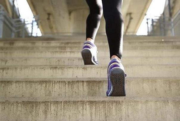 پاهای لاغر ریسک مرگ را تا ۳۰۰ درصد افزایش می‌دهد