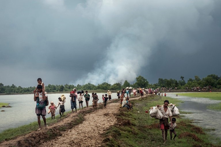 عفو بین‌الملل: روستاهای مسلمانان روهینگیا را به آتش می‌کشند