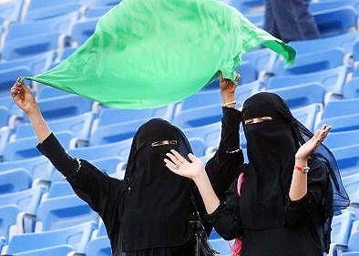 زنان عربستان ورزشگاه