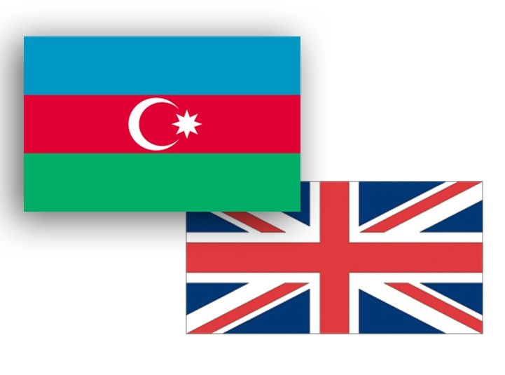 جمهوری آذربایجان و انگلیس برنامه همکاری نظامی امضا کردند