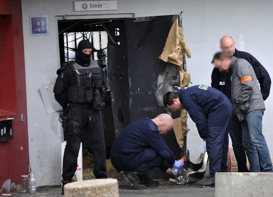  تبهکار فرانسوی با بالگرد از زندان فرار کرد