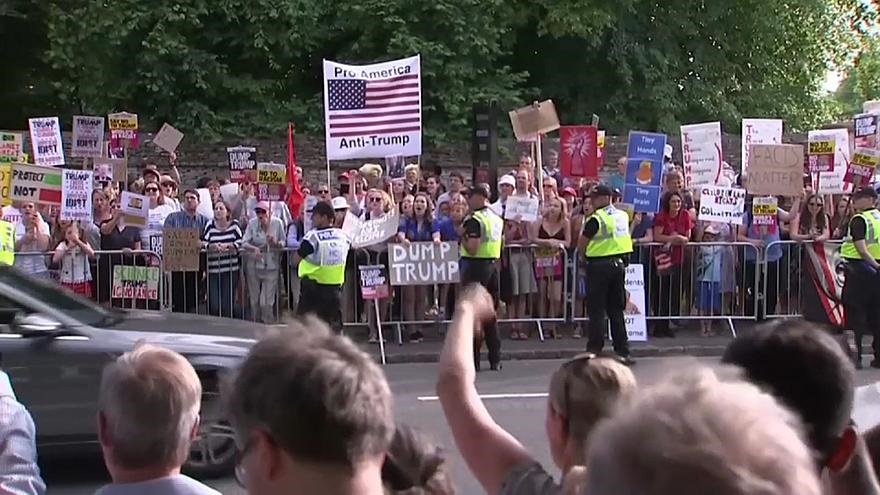 تظاهرات معترضان علیه سفر ترامپ به لندن 